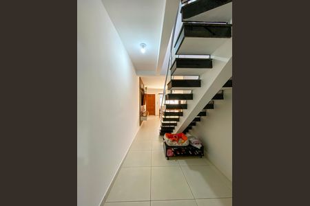 Casa à venda com 130m², 3 quartos e 2 vagasSala
