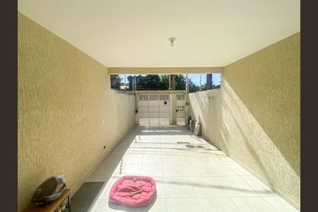 Casa à venda com 130m², 3 quartos e 2 vagasVista da Sala