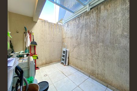 Casa à venda com 130m², 3 quartos e 2 vagasÁrea de Serviço