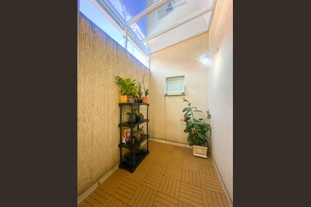 Casa à venda com 130m², 3 quartos e 2 vagasSala - Jardim de Inverno