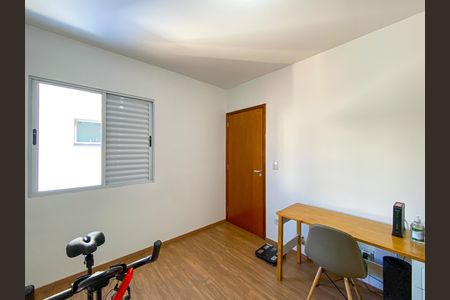 Casa à venda com 130m², 3 quartos e 2 vagasQuarto 2