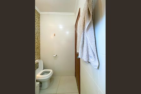 Casa à venda com 130m², 3 quartos e 2 vagasBanheiro da Suíte