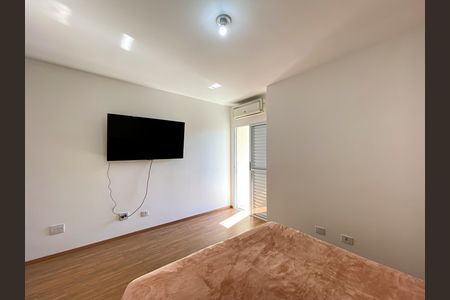 Casa à venda com 130m², 3 quartos e 2 vagasSuíte