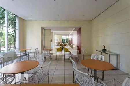 Apartamento à venda com 400m², 4 quartos e 4 vagas Apartamento à venda com 400m², 4 quartos e 4 vagasÁrea comum - Salão de festas