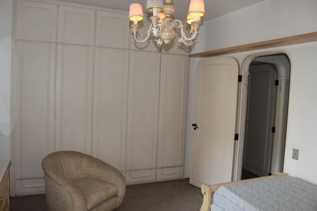 Apartamento à venda com 350m², 5 quartos e 4 vagasSuíte