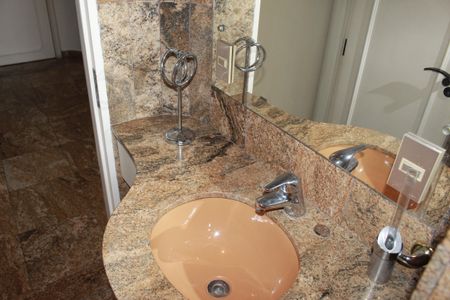 Apartamento à venda com 350m², 5 quartos e 4 vagasLavabo