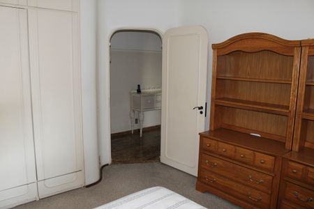 Apartamento à venda com 350m², 5 quartos e 4 vagasQuarto 2