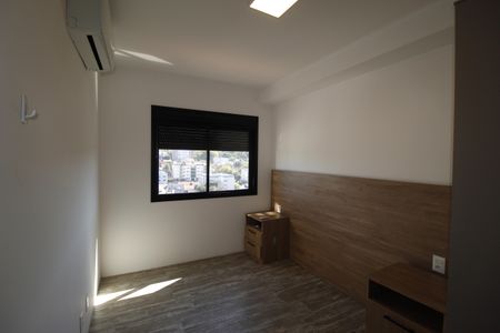 Quarto  de apartamento para alugar com 1 quarto, 43m² em Jardim do Salso, Porto Alegre