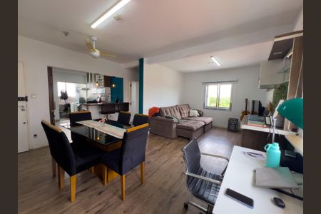 Apartamento à venda com 70m², 1 quarto e 1 vagaSala