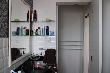 Apartamento à venda com 70m², 1 quarto e 1 vagaBanheiro da Suíte