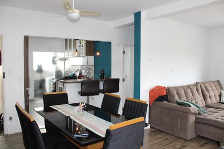 Apartamento à venda com 70m², 1 quarto e 1 vagaSala