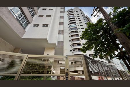 Apartamento para alugar com 107m², 3 quartos e 1 vagaFachada