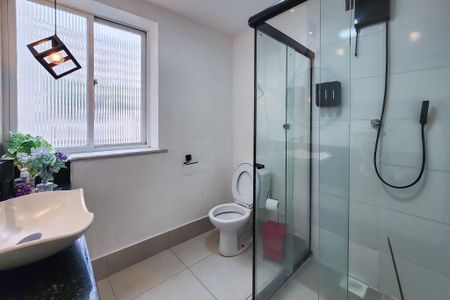 Apartamento para alugar com 110m², 2 quartos e sem vaga Apartamento para alugar com 110m², 2 quartos e sem vagaBanheiro Social