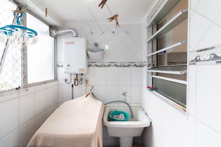 Apartamento à venda com 62m², 2 quartos e 1 vaga Apartamento à venda com 62m², 2 quartos e 1 vagaÁrea de Serviço