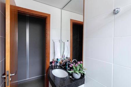 Apartamento para alugar com 137m², 3 quartos e 3 vagas Apartamento para alugar com 137m², 3 quartos e 3 vagasBanheiro da suíte