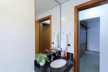 Apartamento para alugar com 137m², 3 quartos e 3 vagas Apartamento para alugar com 137m², 3 quartos e 3 vagasBanheiro social