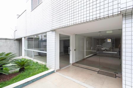 Apartamento para alugar com 137m², 3 quartos e 3 vagas Apartamento para alugar com 137m², 3 quartos e 3 vagasEntrada