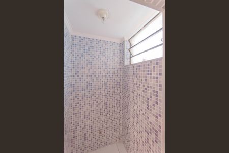 Casa à venda com 164m², 4 quartos e sem vagaBanheiro da Kitnet 2