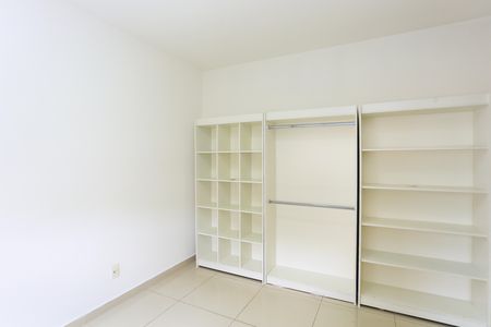 Apartamento para alugar com 60m², 2 quartos e 1 vaga Apartamento para alugar com 60m², 2 quartos e 1 vagaSuíte