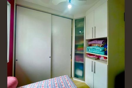 Casa de condomínio para alugar com 152m², 3 quartos e 3 vagasQuarto 2