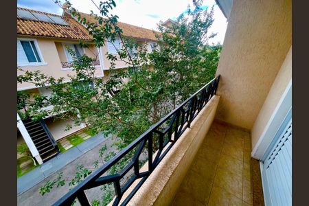 Casa de condomínio para alugar com 152m², 3 quartos e 3 vagasVaranda Quarto 1