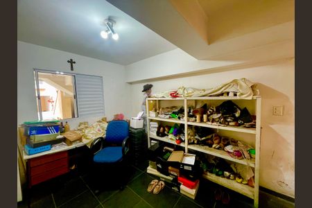 Casa de condomínio para alugar com 152m², 3 quartos e 3 vagasDepósito