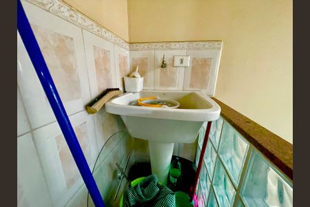 Casa de condomínio para alugar com 152m², 3 quartos e 3 vagasÁrea de Serviço