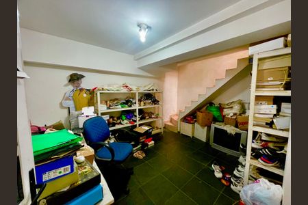 Casa de condomínio para alugar com 152m², 3 quartos e 3 vagasDepósito