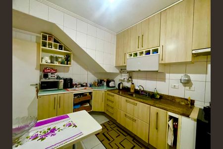 Casa de condomínio para alugar com 152m², 3 quartos e 3 vagasCozinha