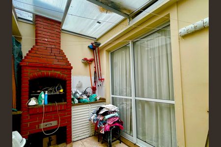 Casa de condomínio para alugar com 152m², 3 quartos e 3 vagasChurrasqueira