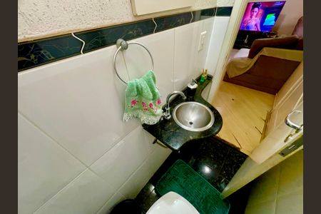 Casa de condomínio para alugar com 152m², 3 quartos e 3 vagasBanheiro 3