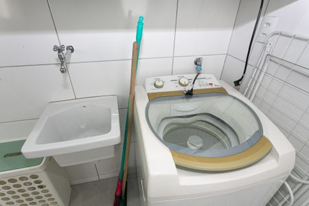 Apartamento para alugar com 26m², 1 quarto e sem vagaÁrea de Serviço - Máquinade Lavar