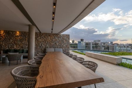 Apartamento à venda com 241m², 4 quartos e 4 vagas Apartamento à venda com 241m², 4 quartos e 4 vagasÁrea comum