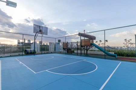 Apartamento à venda com 241m², 4 quartos e 4 vagas Apartamento à venda com 241m², 4 quartos e 4 vagasÁrea comum