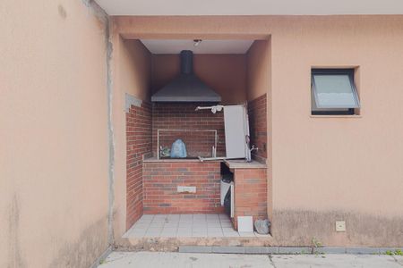 Casa à venda com 366m², 12 quartos e 20 vagas Casa à venda com 366m², 12 quartos e 20 vagasChurrasqueira