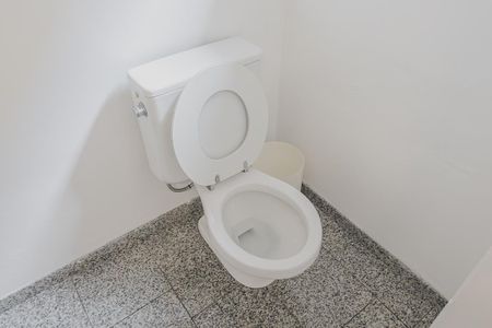 Casa à venda com 366m², 12 quartos e 20 vagas Casa à venda com 366m², 12 quartos e 20 vagasLavabo 4