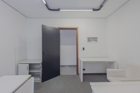 Casa à venda com 366m², 12 quartos e 20 vagas Casa à venda com 366m², 12 quartos e 20 vagasQuarto 4