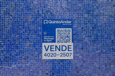 Casa à venda com 366m², 12 quartos e 20 vagas Casa à venda com 366m², 12 quartos e 20 vagasPlaquinha