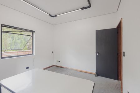 Casa à venda com 366m², 12 quartos e 20 vagas Casa à venda com 366m², 12 quartos e 20 vagasQuarto 8