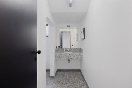 Casa à venda com 366m², 12 quartos e 20 vagas Casa à venda com 366m², 12 quartos e 20 vagasLavabo 4