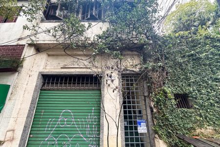 Casa para alugar com 100m², 1 quarto e 1 vaga Casa para alugar com 100m², 1 quarto e 1 vagaFachada