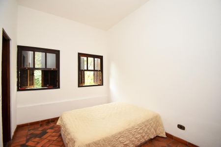 Casa para alugar com 100m², 1 quarto e 1 vaga Casa para alugar com 100m², 1 quarto e 1 vagaSuíte