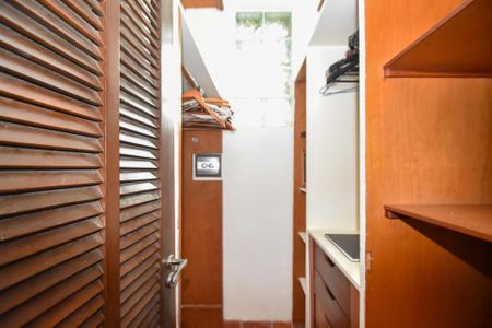 Casa para alugar com 100m², 1 quarto e 1 vaga Casa para alugar com 100m², 1 quarto e 1 vagaCloset da Suíte