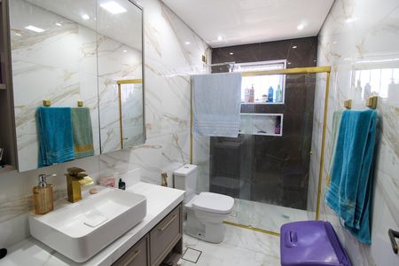 Casa à venda com 130m², 3 quartos e sem vaga Casa à venda com 130m², 3 quartos e sem vagaBanheiro do Quarto 1