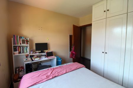 Casa à venda com 130m², 3 quartos e sem vaga Casa à venda com 130m², 3 quartos e sem vagaQuarto 2