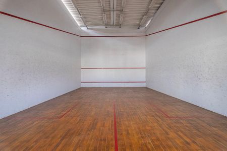 Apartamento para alugar com 55m², 2 quartos e 2 vagasSquash