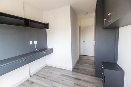 Apartamento à venda com 69m², 3 quartos e 2 vagas Apartamento à venda com 69m², 3 quartos e 2 vagasSuíte