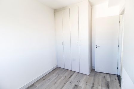 Apartamento à venda com 69m², 3 quartos e 2 vagas Apartamento à venda com 69m², 3 quartos e 2 vagasQuarto