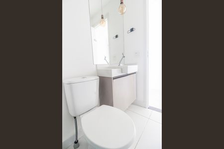 Apartamento à venda com 69m², 3 quartos e 2 vagas Apartamento à venda com 69m², 3 quartos e 2 vagasBanheiro social