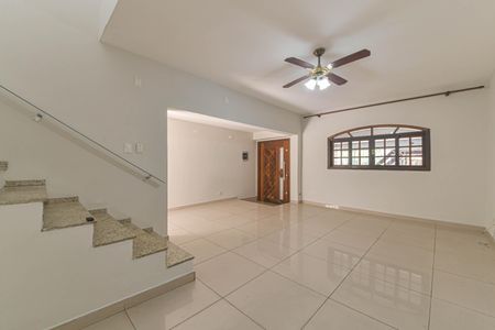 Sala de casa para alugar com 3 quartos, 102m² em Vila das Belezas, São Paulo